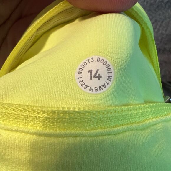Lululemon Speed Up LR Low-Rise Short 2.5" Highlight Yellow Size 14 NWT Workout - Picture 10 of 10